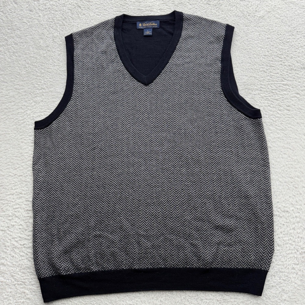 Brooks Brothers Mens Large Merino Wool Herringbone V-Neck Sweater Vest Navy Gray